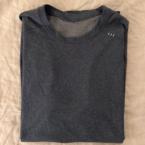 Lululemon Metal Vent Tech 2.0 Short Sleeve Shirt - Picture 2 of 3